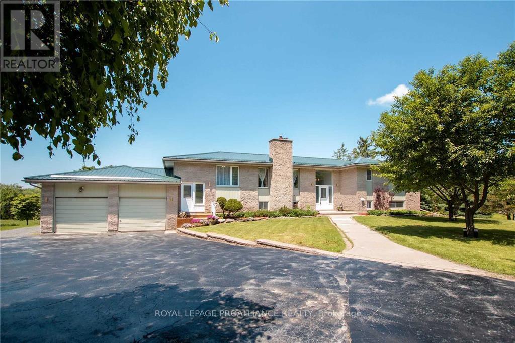 267 County Road 28, Prince Edward County, Ontario  K8N 4Z7 - Photo 44 - X12025144