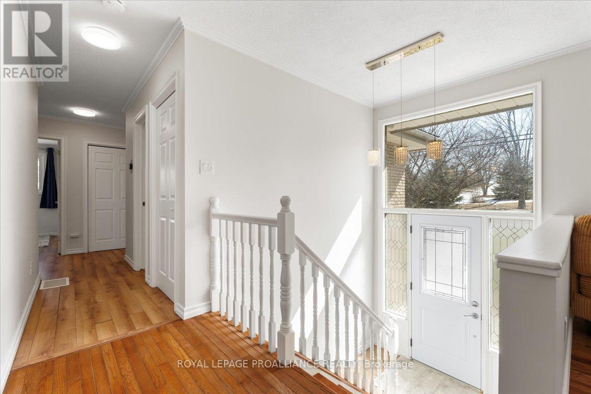 267 County Road 28, Prince Edward County, Ontario  K8N 4Z7 - Photo 6 - X12025144