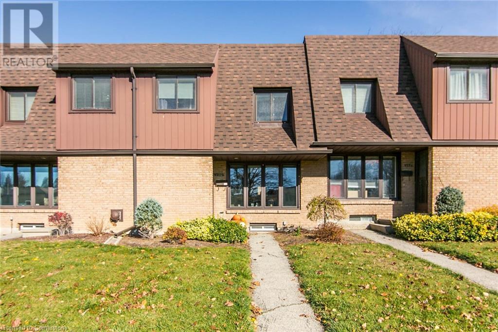 Property at 130 KINGSWOOD Drive Unit# 33 image 2