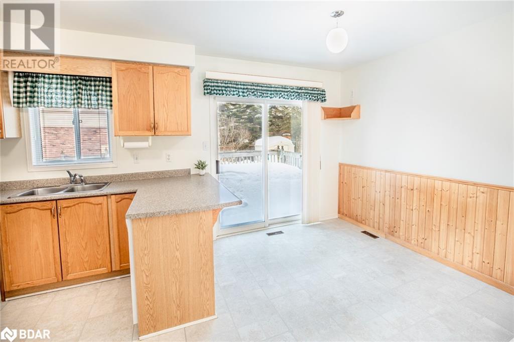 17 Mayfair Drive, Barrie, Ontario  L4N 6Y7 - Photo 10 - 40701627