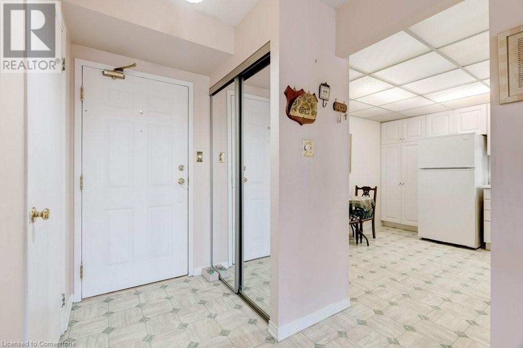 Property at 5080 PINEDALE Avenue Unit# 207 image 4