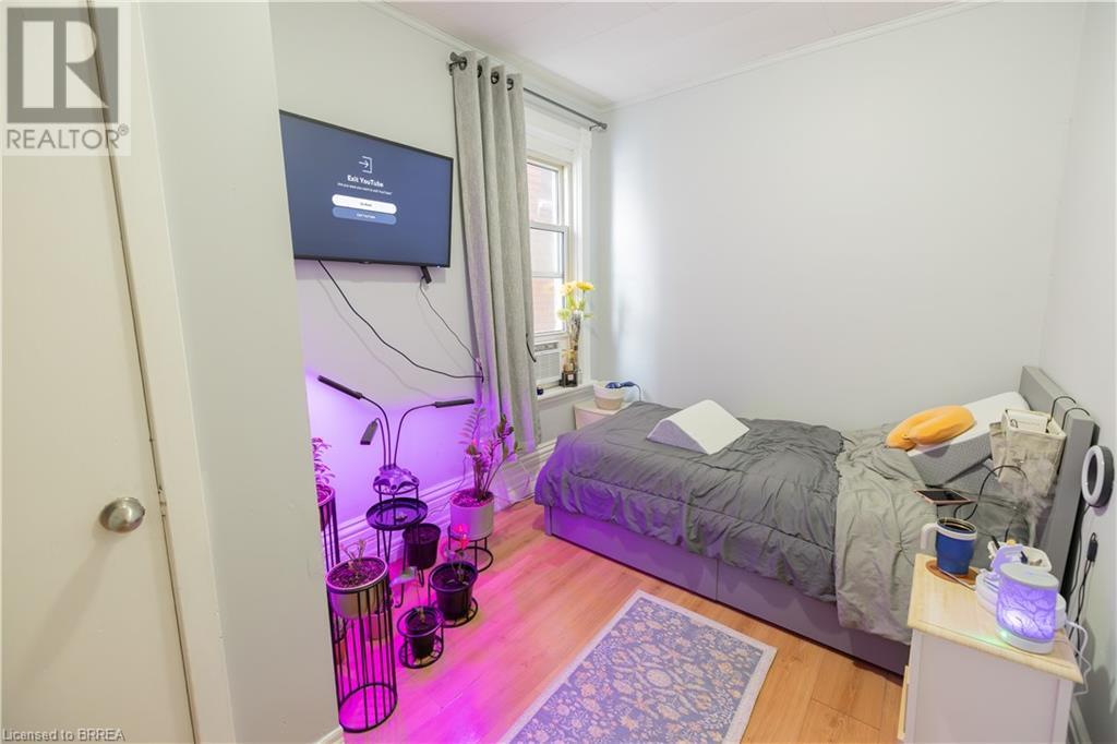 Property at 66 EAGLE Avenue image 5