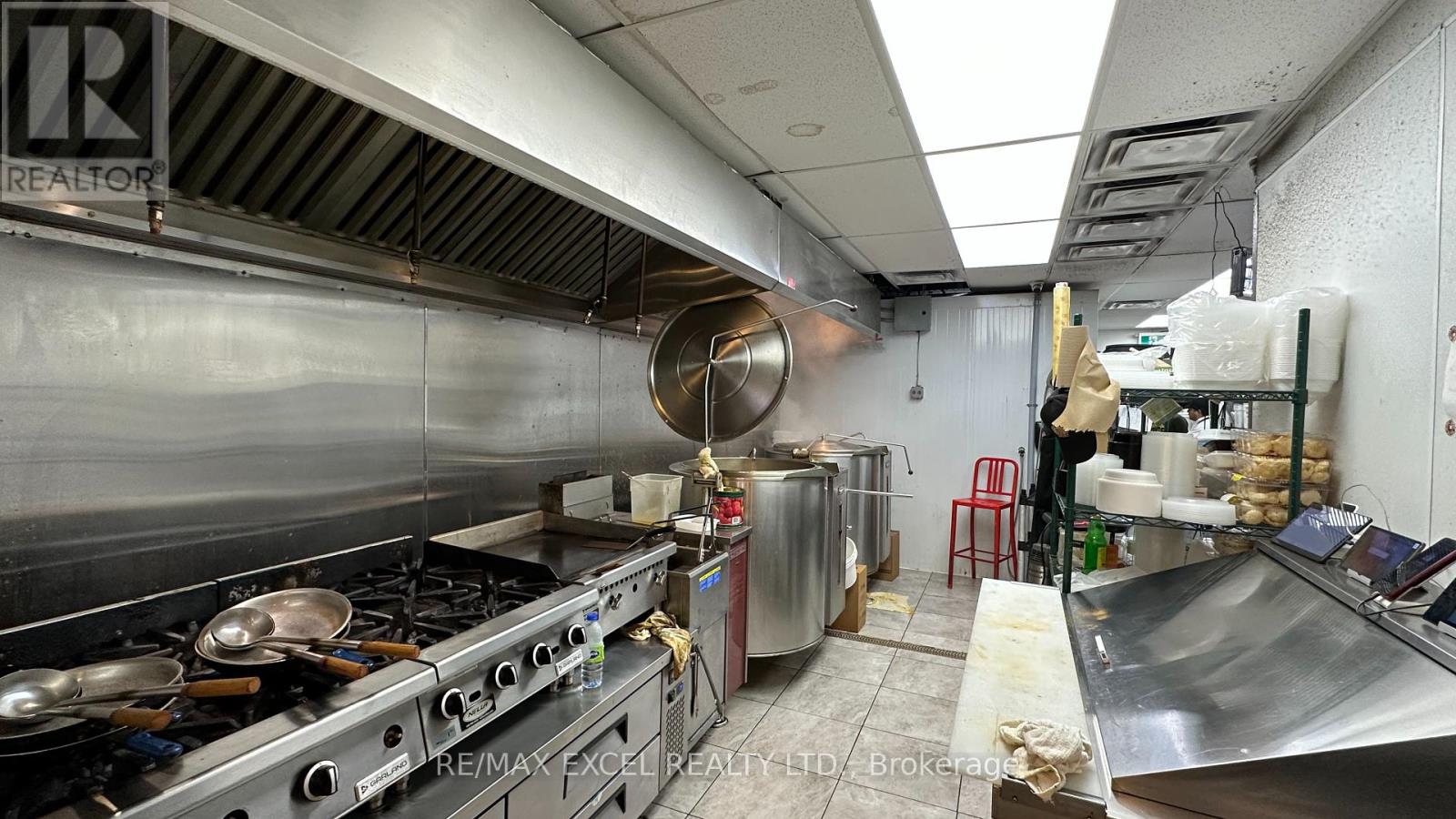 Property at 1041 COXWELL AVENUE image 5