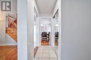 Property at 39 ROY RAINEY AVENUE image 4