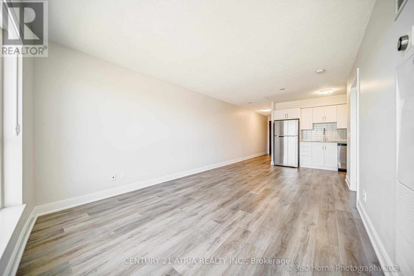 2015 - 135 Village Green Square, Toronto, Ontario  M1S 0G4 - Photo 13 - E12025298