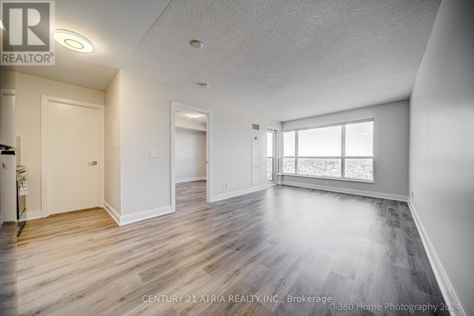 2015 - 135 Village Green Square, Toronto, Ontario  M1S 0G4 - Photo 5 - E12025298