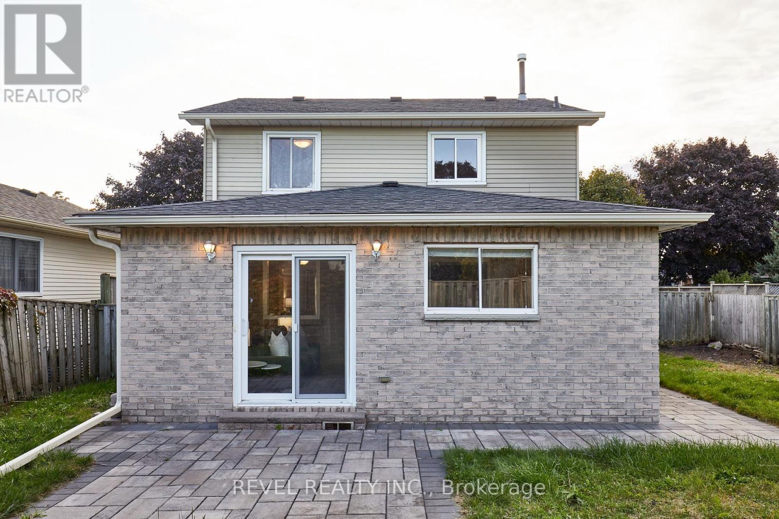 201 Eastlawn Street, Oshawa, Ontario  L1H 8J2 - Photo 24 - E12025320