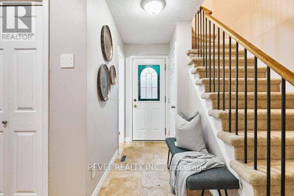 Property at 201 EASTLAWN STREET image 5