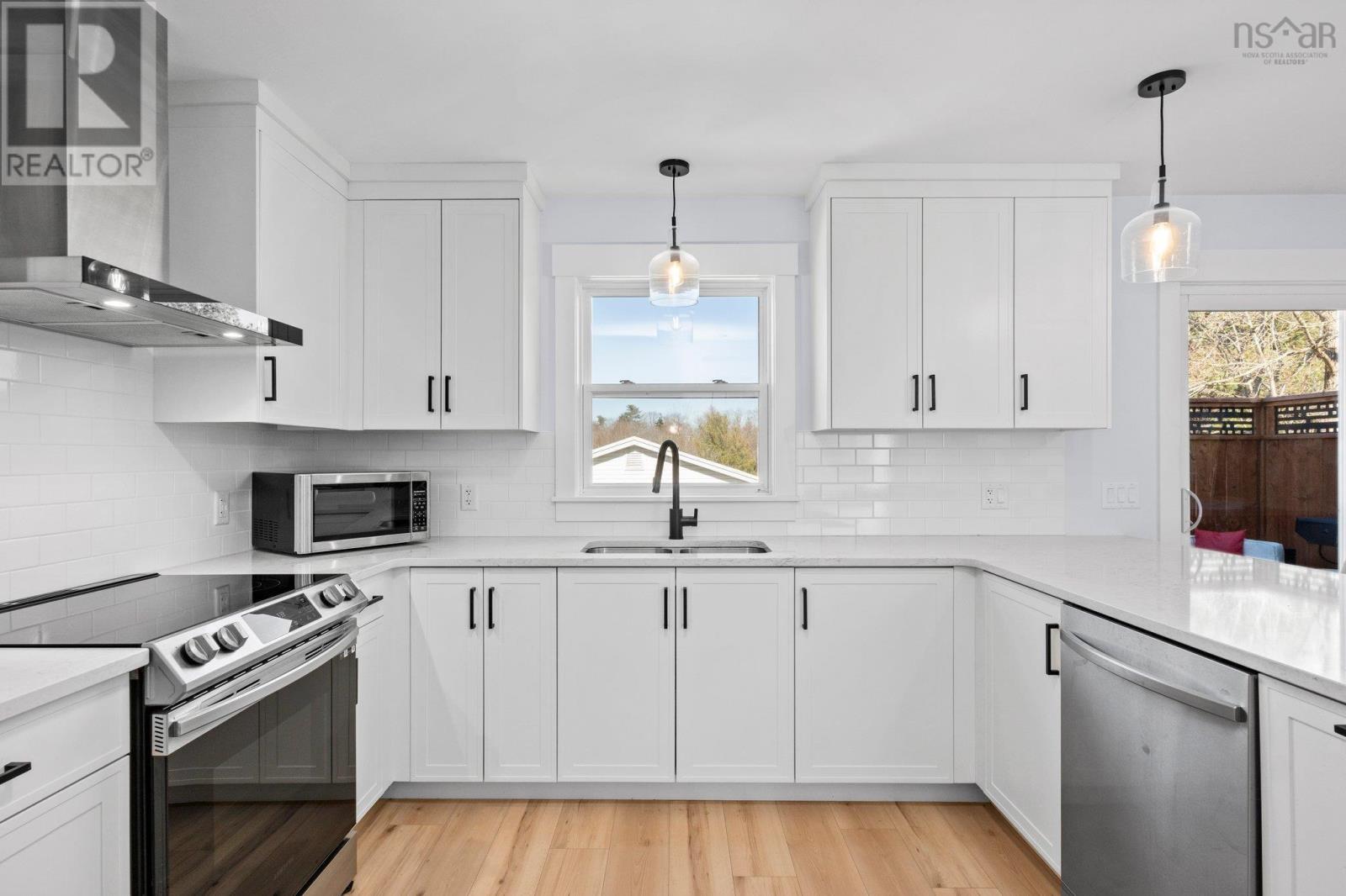 54 Schultz Street, Lower Sackville, Nova Scotia  B4C 1G8 - Photo 18 - 202505132