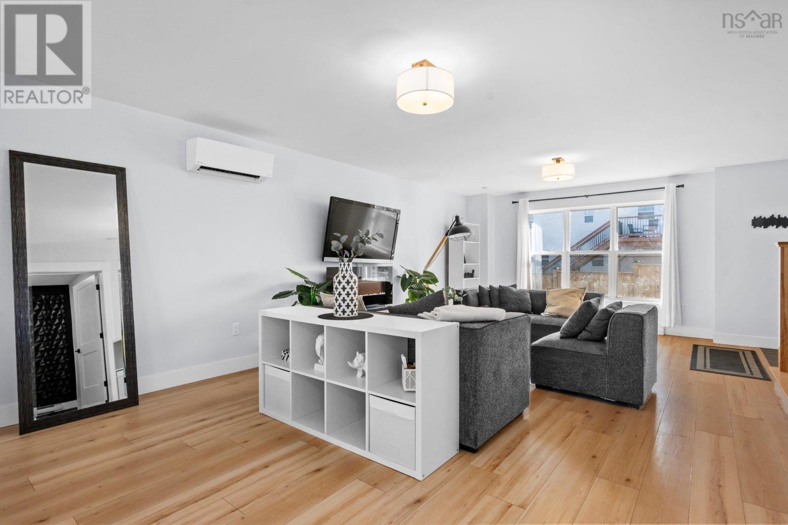 54 Schultz Street, Lower Sackville, Nova Scotia  B4C 1G8 - Photo 9 - 202505132