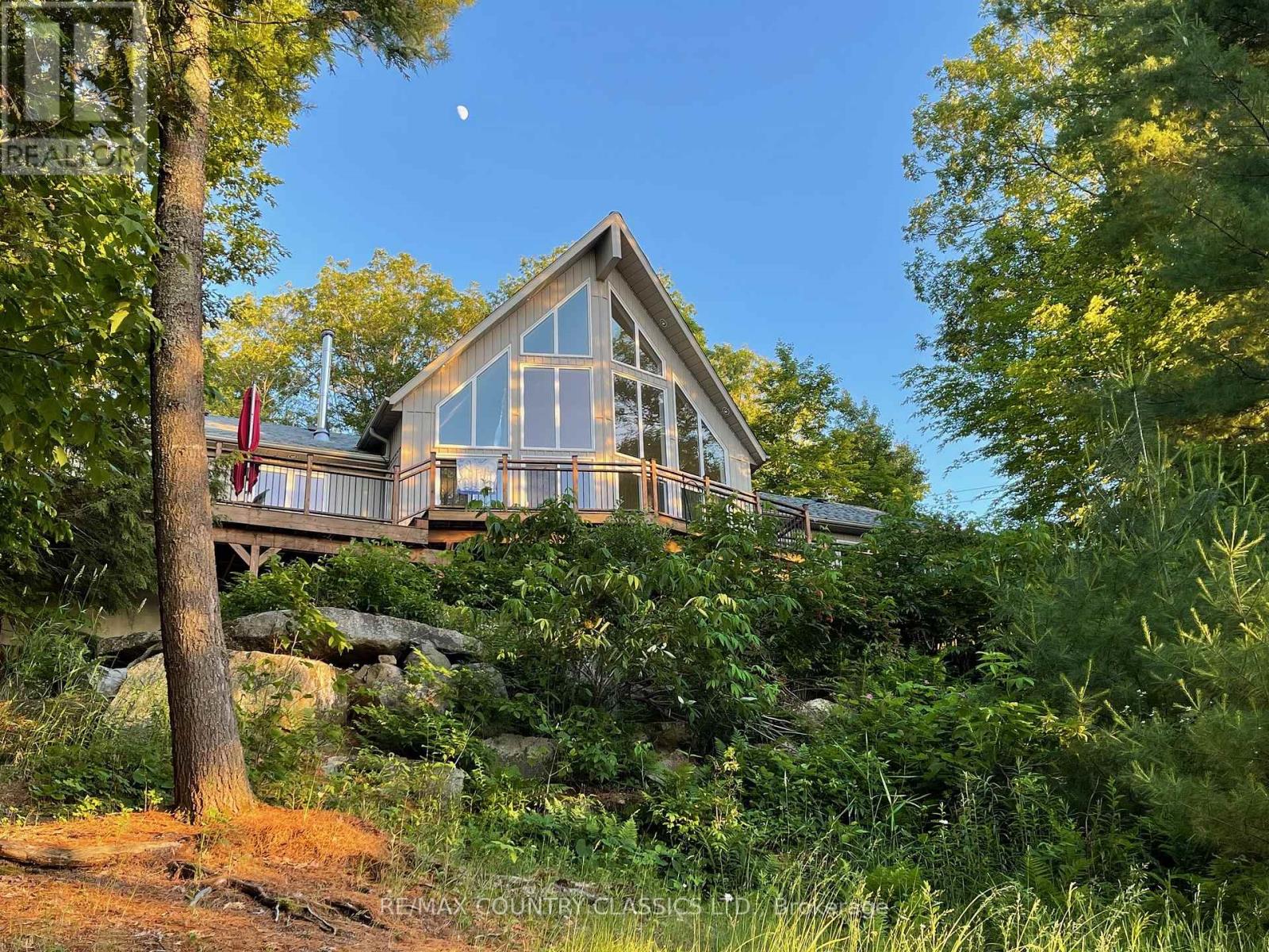 782 Standish Lane, North Kawartha, Ontario  K0L 1A0 - Photo 1 - X12025351