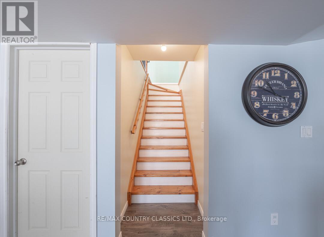 782 Standish Lane, North Kawartha, Ontario  K0L 1A0 - Photo 38 - X12025351