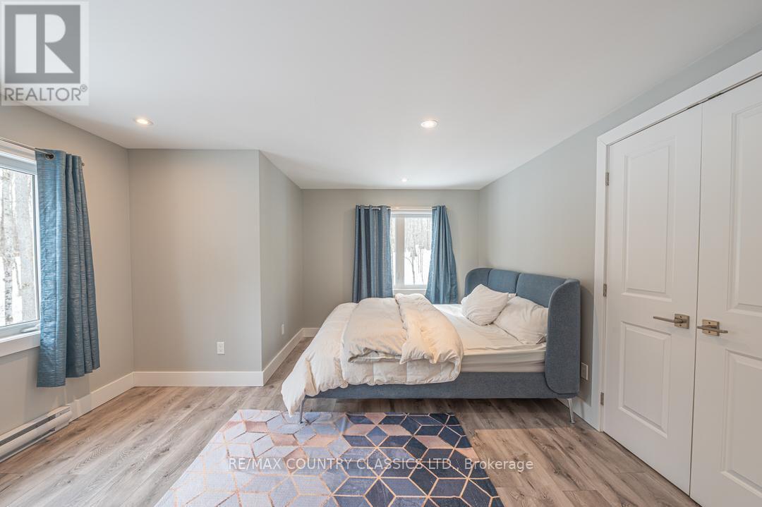 782 Standish Lane, North Kawartha, Ontario  K0L 1A0 - Photo 47 - X12025351
