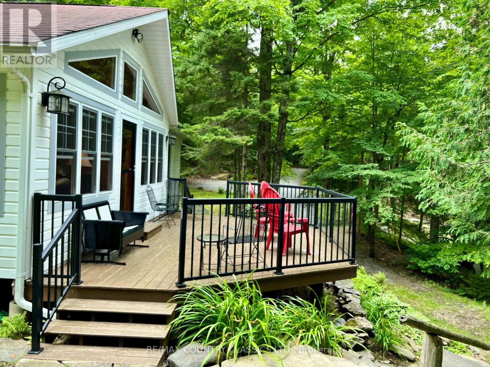 408 Couchs Road, North Kawartha, Ontario  K0L 1A0 - Photo 4 - X12025401