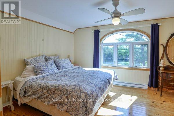 1320 Island 360 Road, Georgian Bay, Ontario  L0K 1S0 - Photo 16 - X12025430