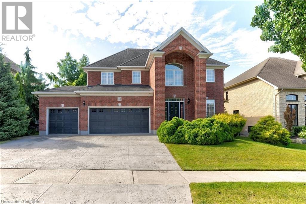 Property at 45 PIONEER TOWER Crescent image 1