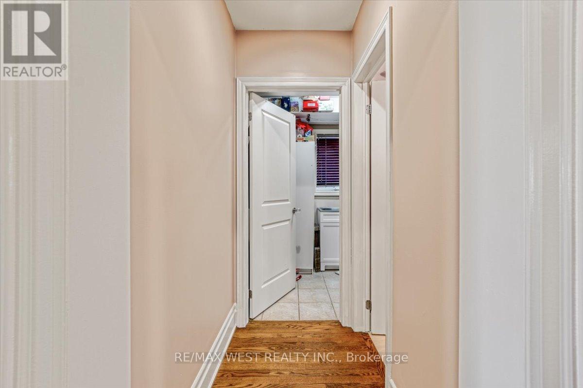 155 Villandry Crescent, Vaughan, Ontario  L6A 2P8 - Photo 24 - N12025390
