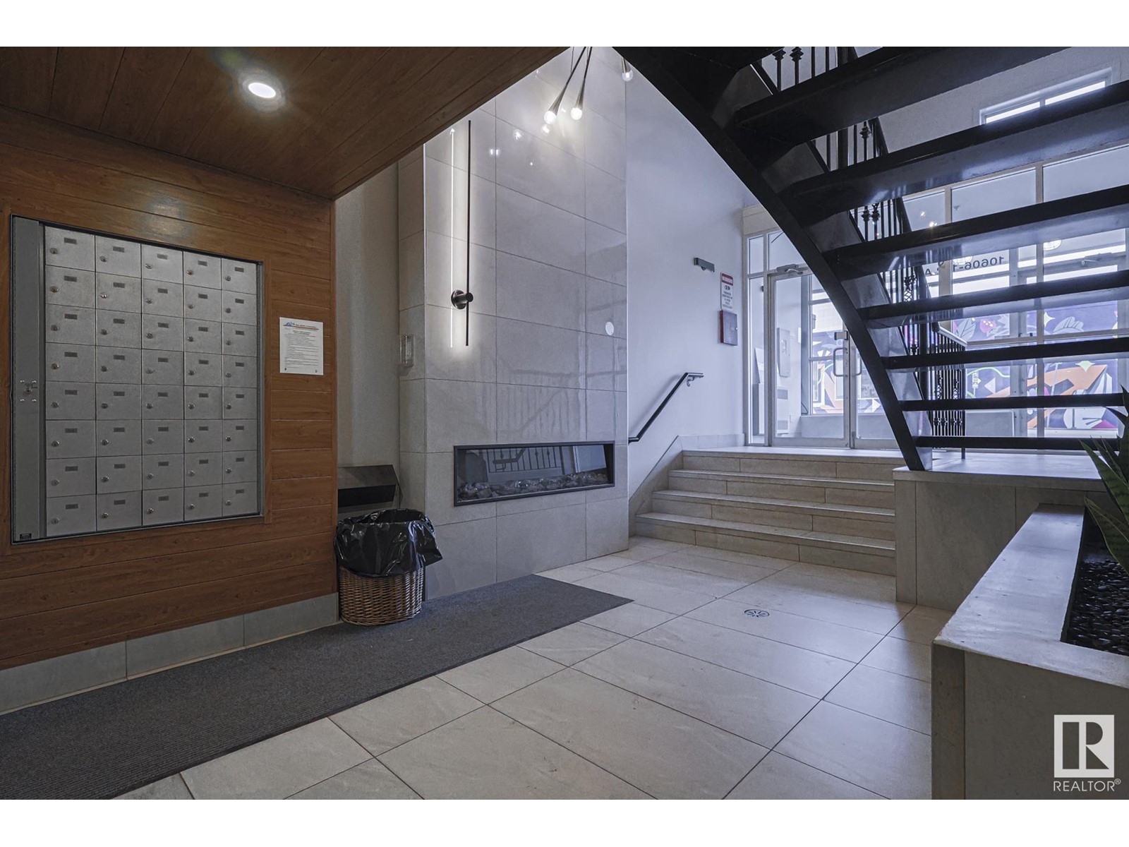 Property at #305 10606 102 AV NW NW image 3