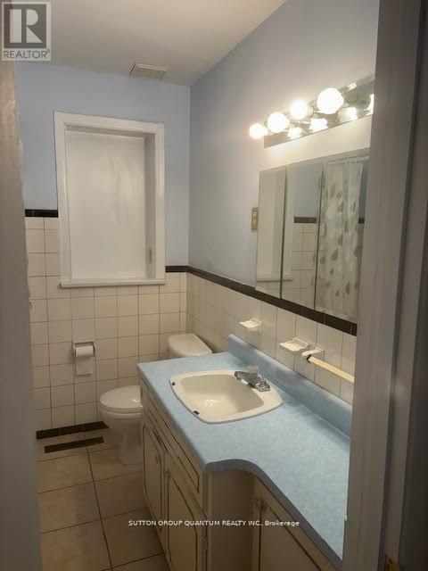 61 Forest Avenue, Mississauga (Port Credit), Ontario  L5G 1L3 - Photo 10 - W12025350