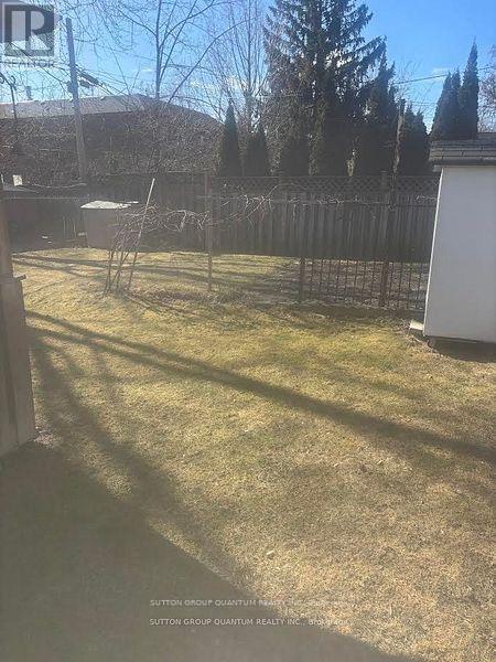 61 Forest Avenue, Mississauga (Port Credit), Ontario  L5G 1L3 - Photo 19 - W12025350