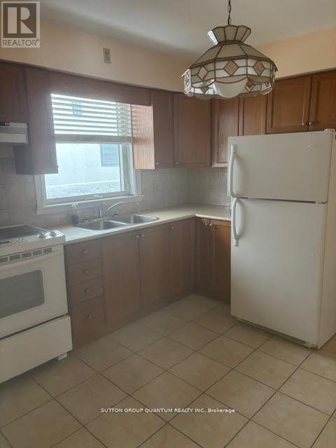Property at 61 FOREST AVENUE image 4