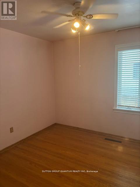 61 Forest Avenue, Mississauga (Port Credit), Ontario  L5G 1L3 - Photo 9 - W12025350