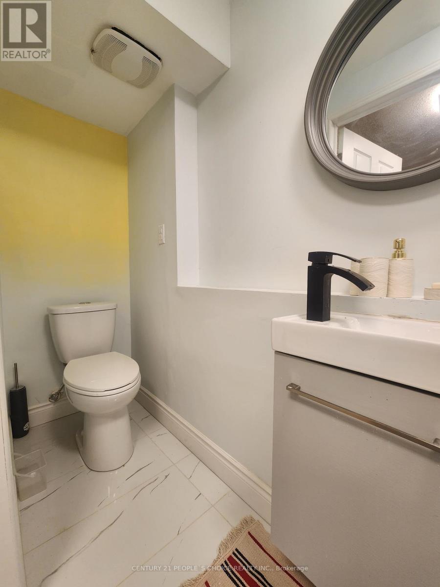 Bsmt - 222 Timberlane Drive, Brampton (Fletcher's Creek South), Ontario  L6Y 4V6 - Photo 10 - W12025392
