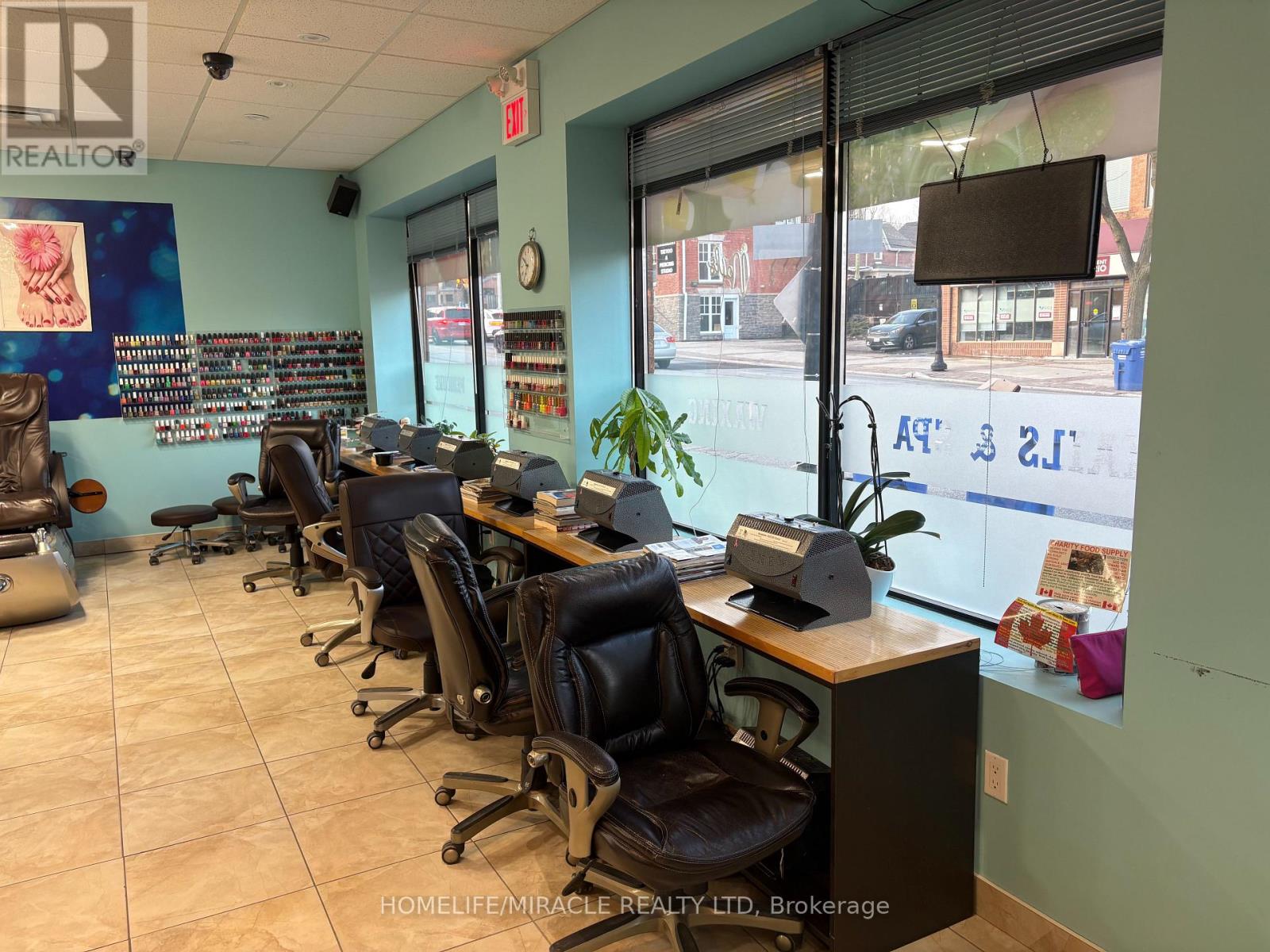 2 - 131 Main Street N, Brampton, Ontario  L6X 1M9 - Photo 5 - W12025413