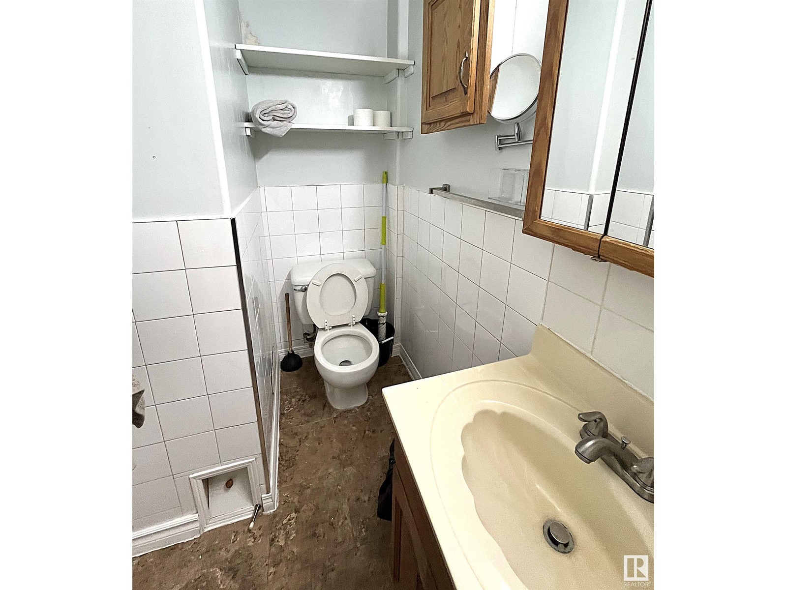908 Jordan Cr Nw, Edmonton, Alberta  T6L 6X5 - Photo 24 - E4425413