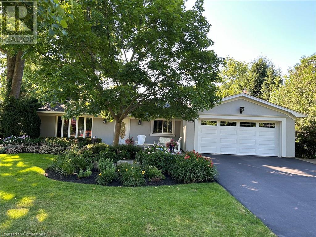 Property at 1554 VENETIA Drive image 2