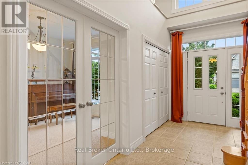 Property at 45 PIONEER TOWER CRESCENT image 3