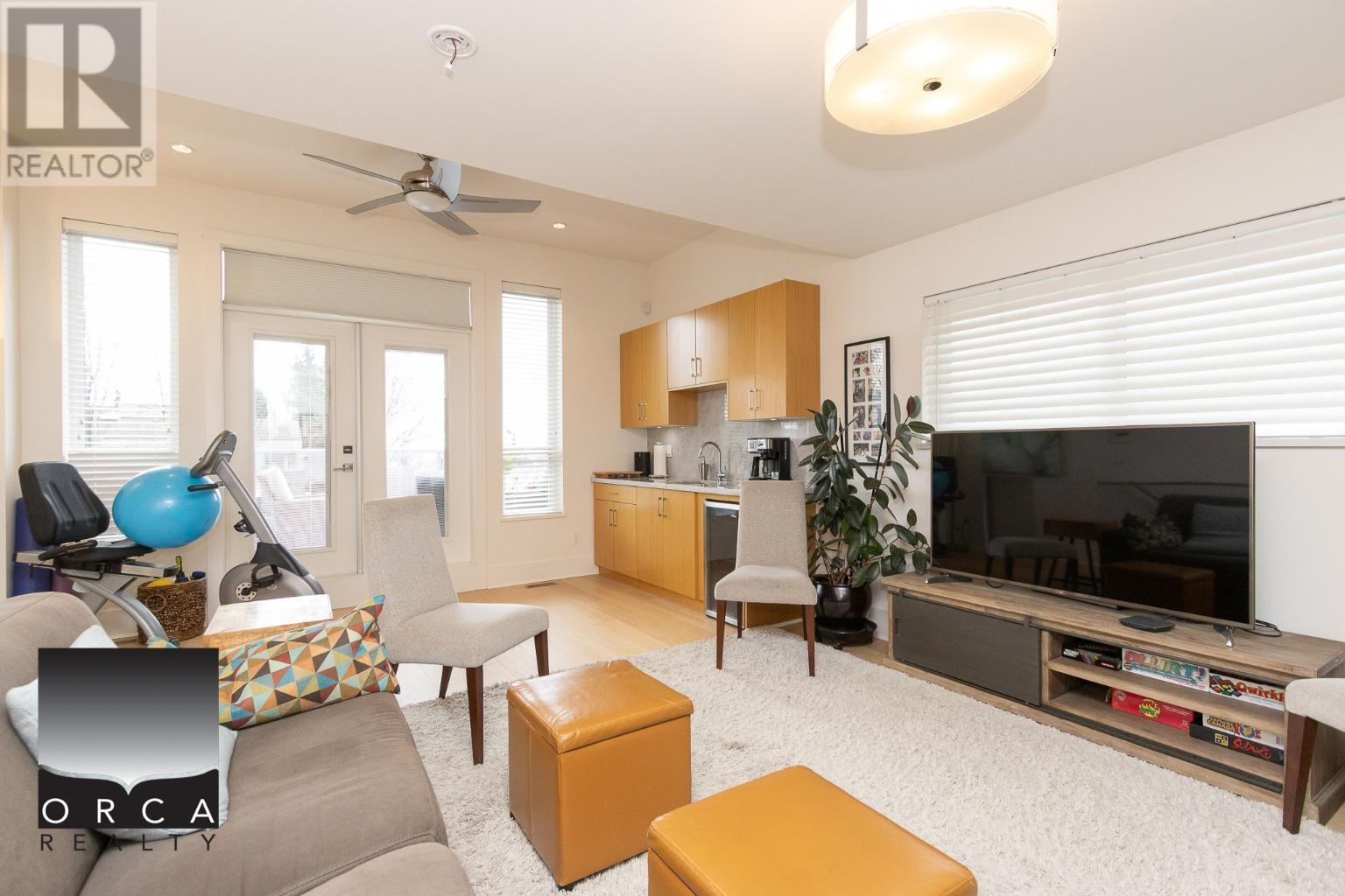 226 E 12th Street, North Vancouver, British Columbia  V7L 2J6 - Photo 19 - R2979005
