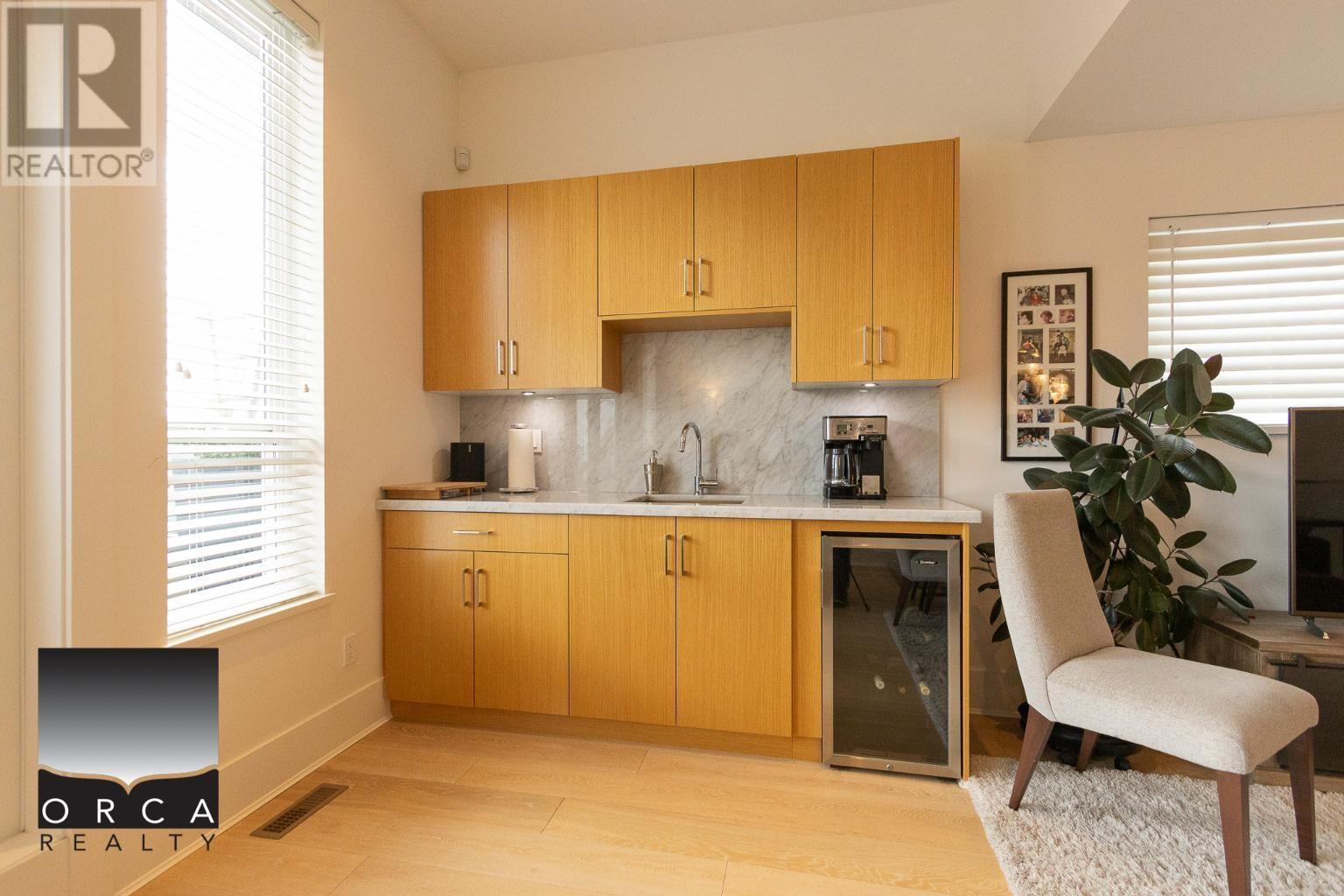 226 E 12th Street, North Vancouver, British Columbia  V7L 2J6 - Photo 25 - R2979005
