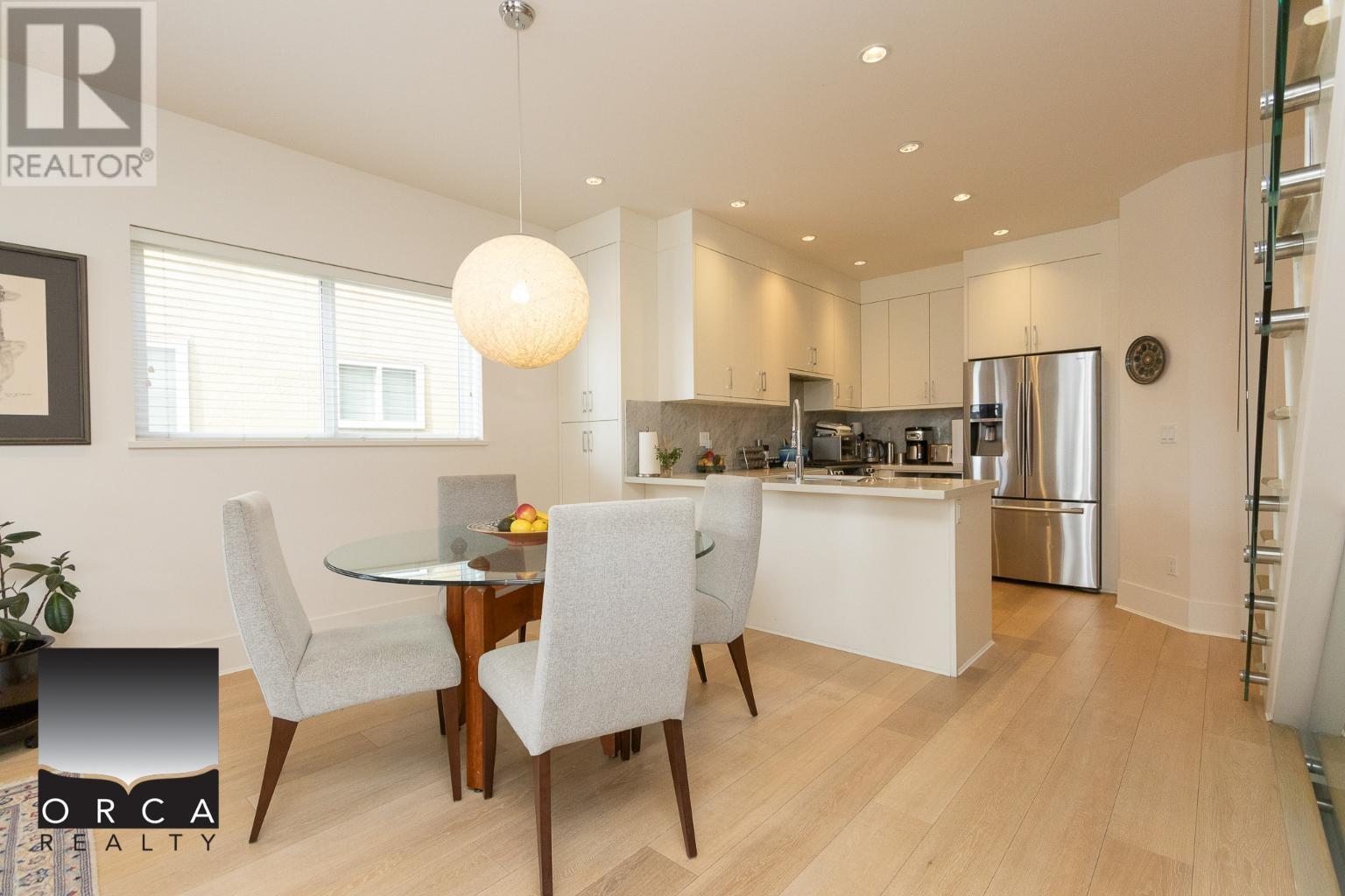 226 E 12th Street, North Vancouver, British Columbia  V7L 2J6 - Photo 9 - R2979005