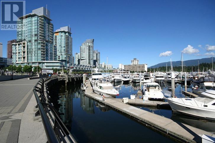 207 560 NICOLA STREET, vancouver, British Columbia