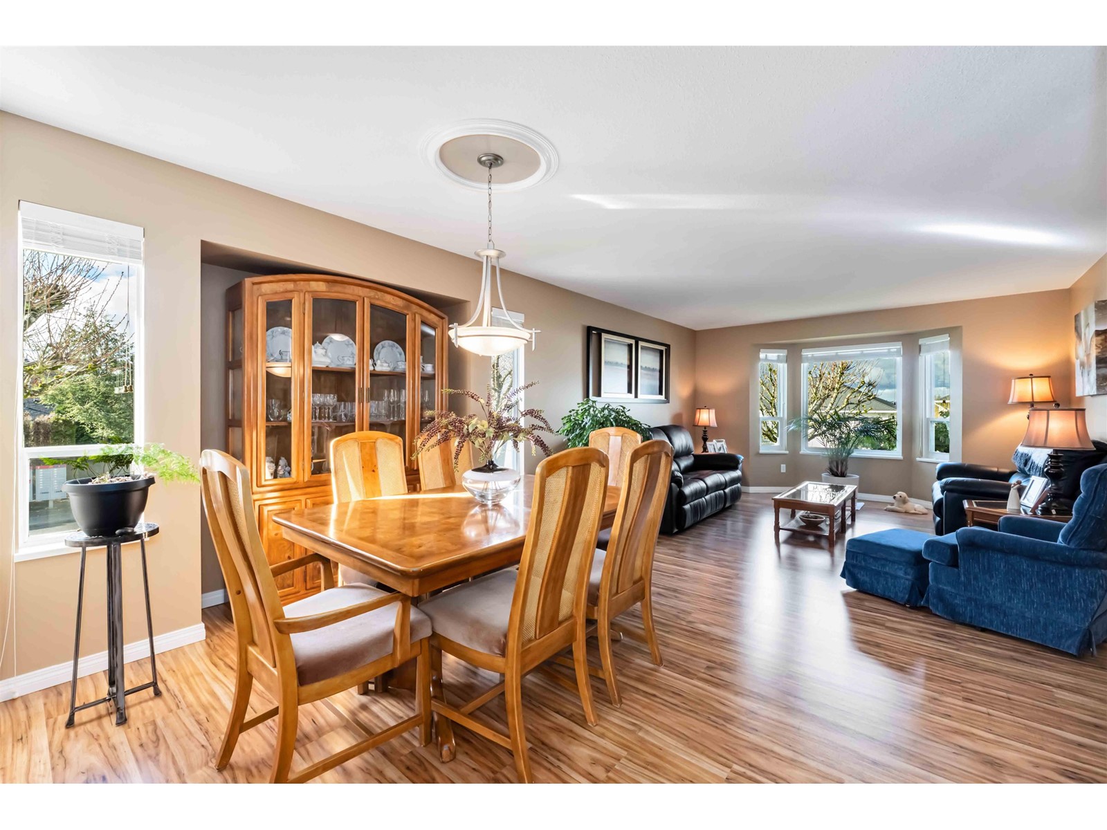 3028 Southern Place, Abbotsford, British Columbia  V2T 5H7 - Photo 6 - R2978303