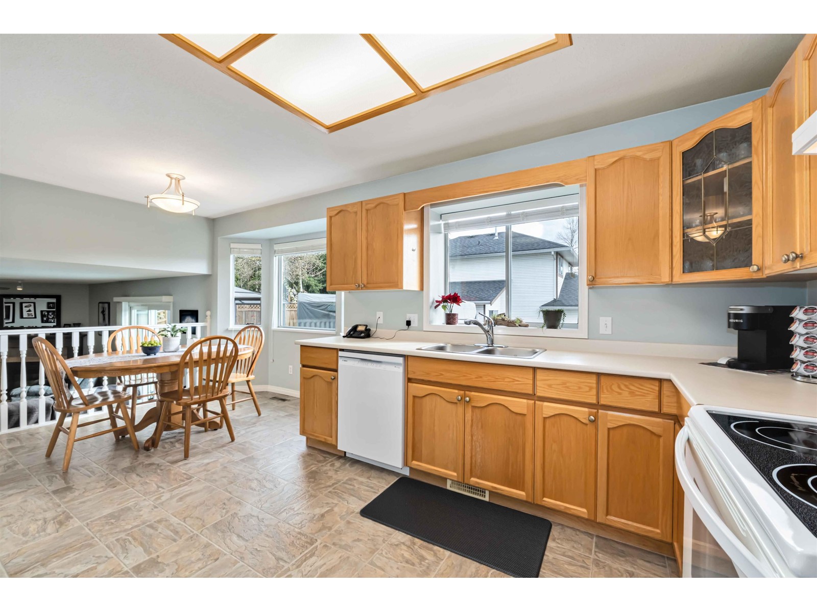 3028 Southern Place, Abbotsford, British Columbia  V2T 5H7 - Photo 13 - R2978303