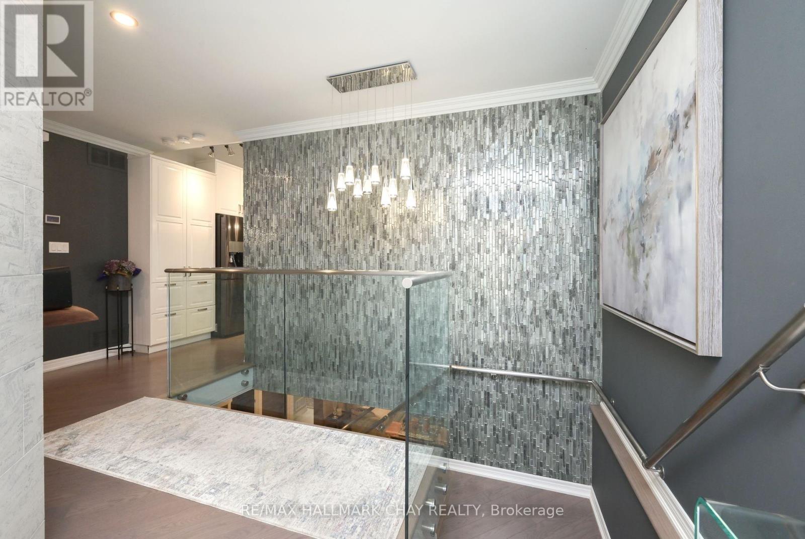 Property at 56 VIA AMICI image 5