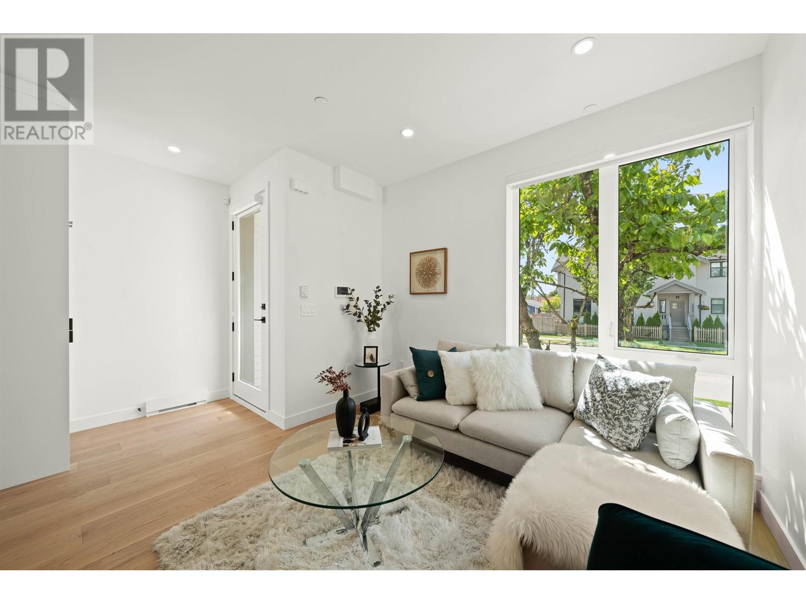 Property at 2418 VICTORIA DRIVE image 1