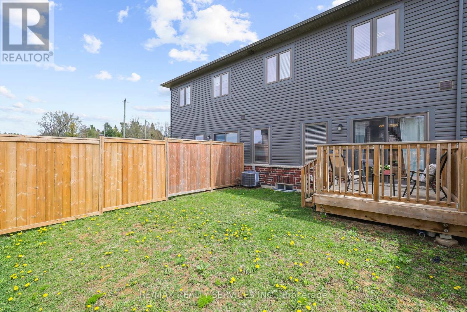 13 - 324 Equestrian Way, Cambridge, Ontario  N3E 0E2 - Photo 39 - X12025553