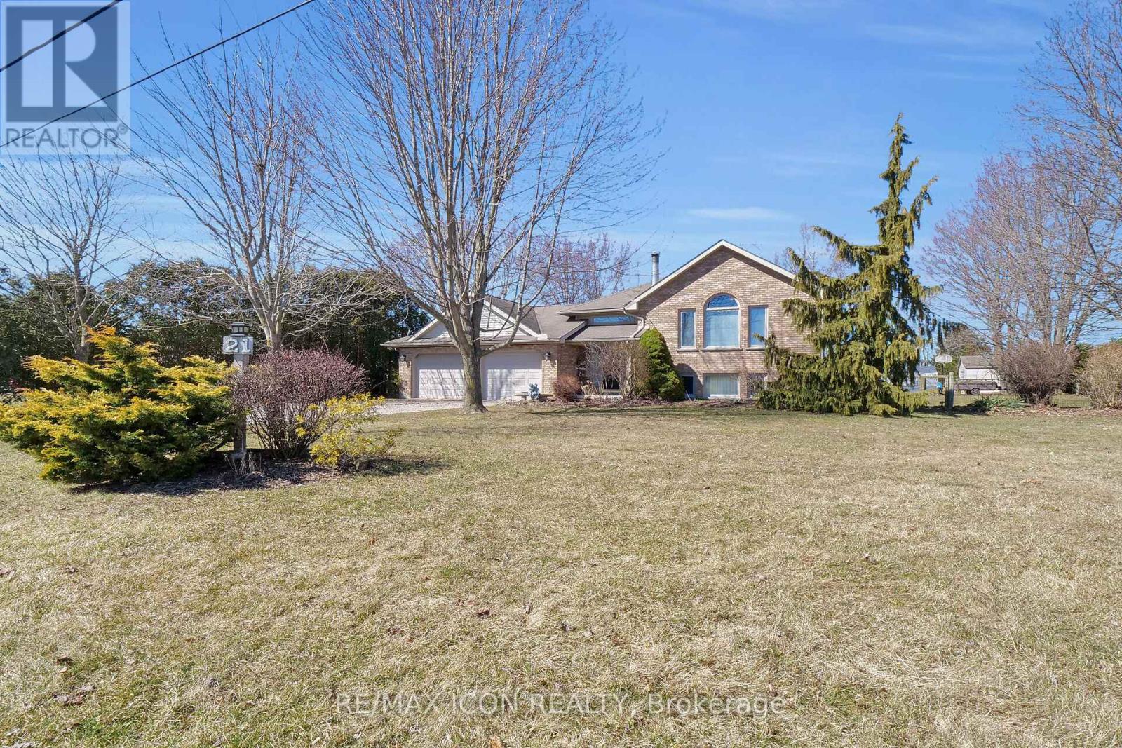 21 Lunn Lane, Dutton/dunwich, Ontario  N0L 2M0 - Photo 4 - X12025774