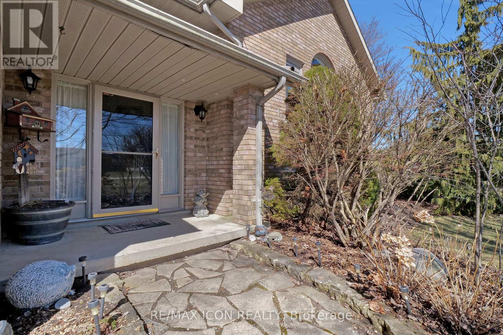 21 Lunn Lane, Dutton/dunwich, Ontario  N0L 2M0 - Photo 5 - X12025774