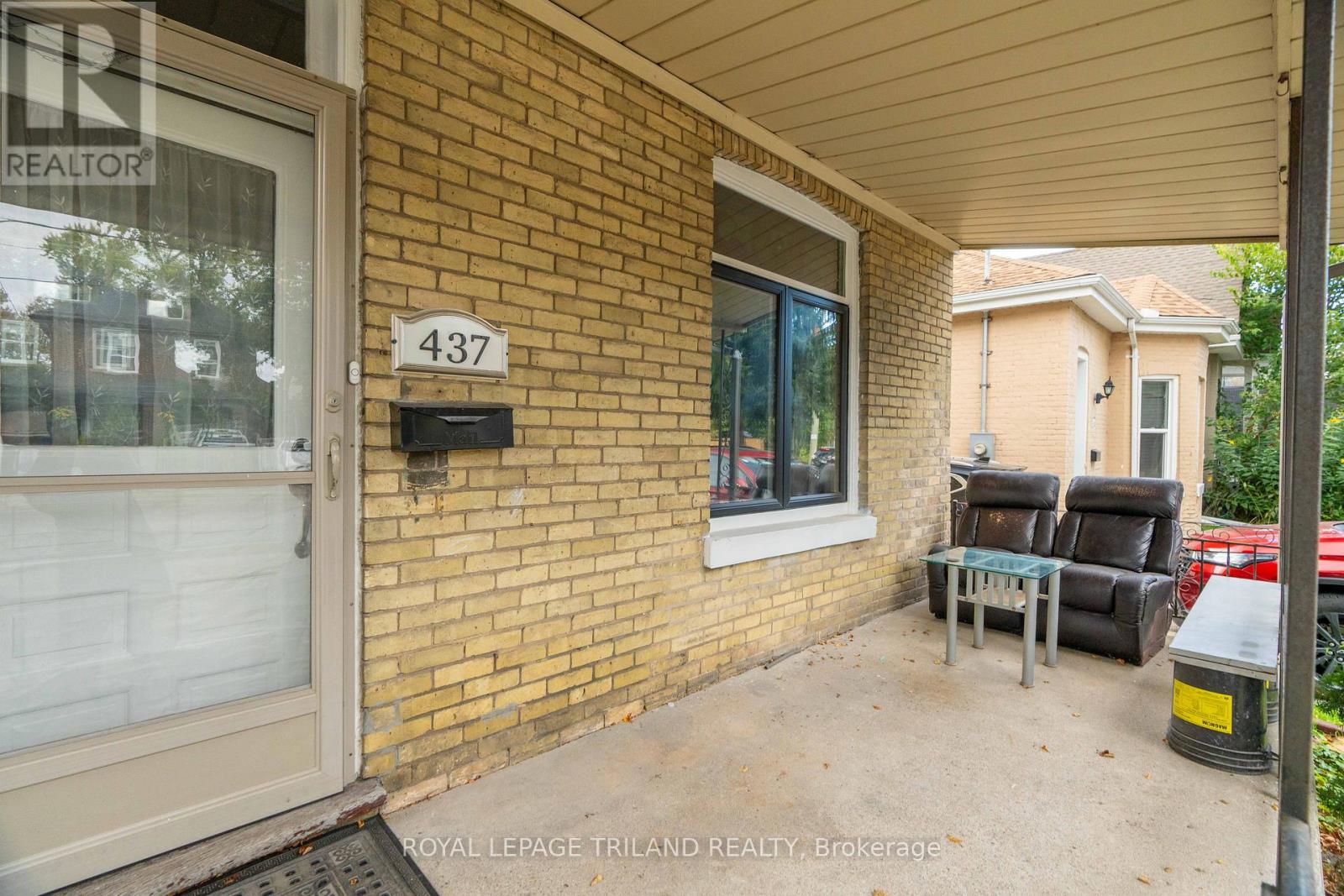 Property at 437 QUEBEC STREET image 2