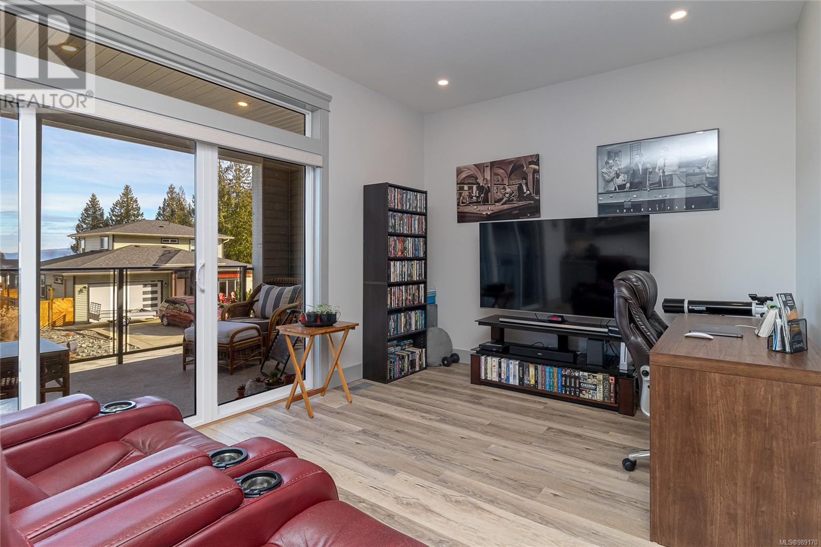 Property at 3000 Catalina Way image 1