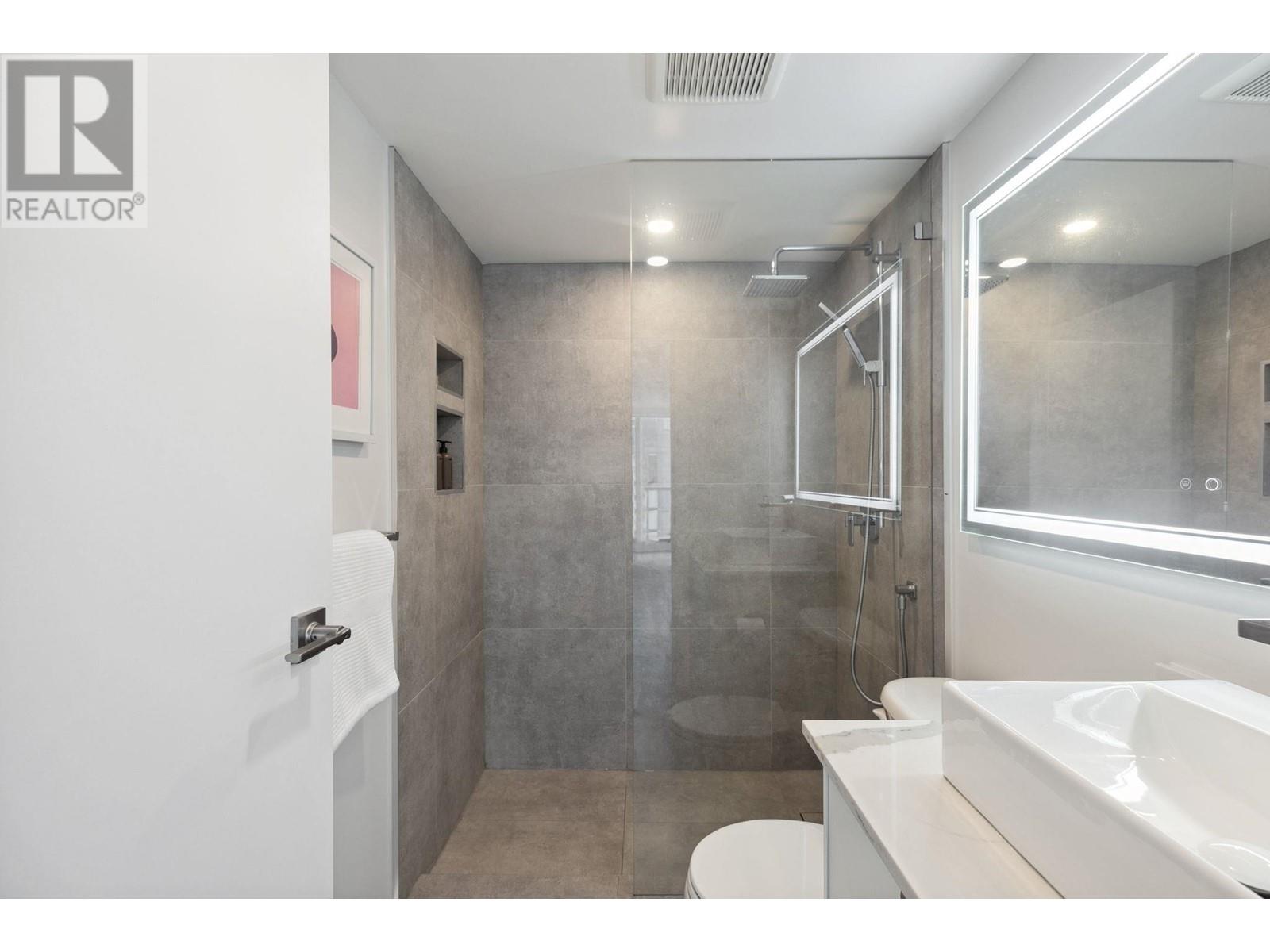 2406 1155 Seymour Street, Vancouver, British Columbia  V6B 1K2 - Photo 25 - R2978786