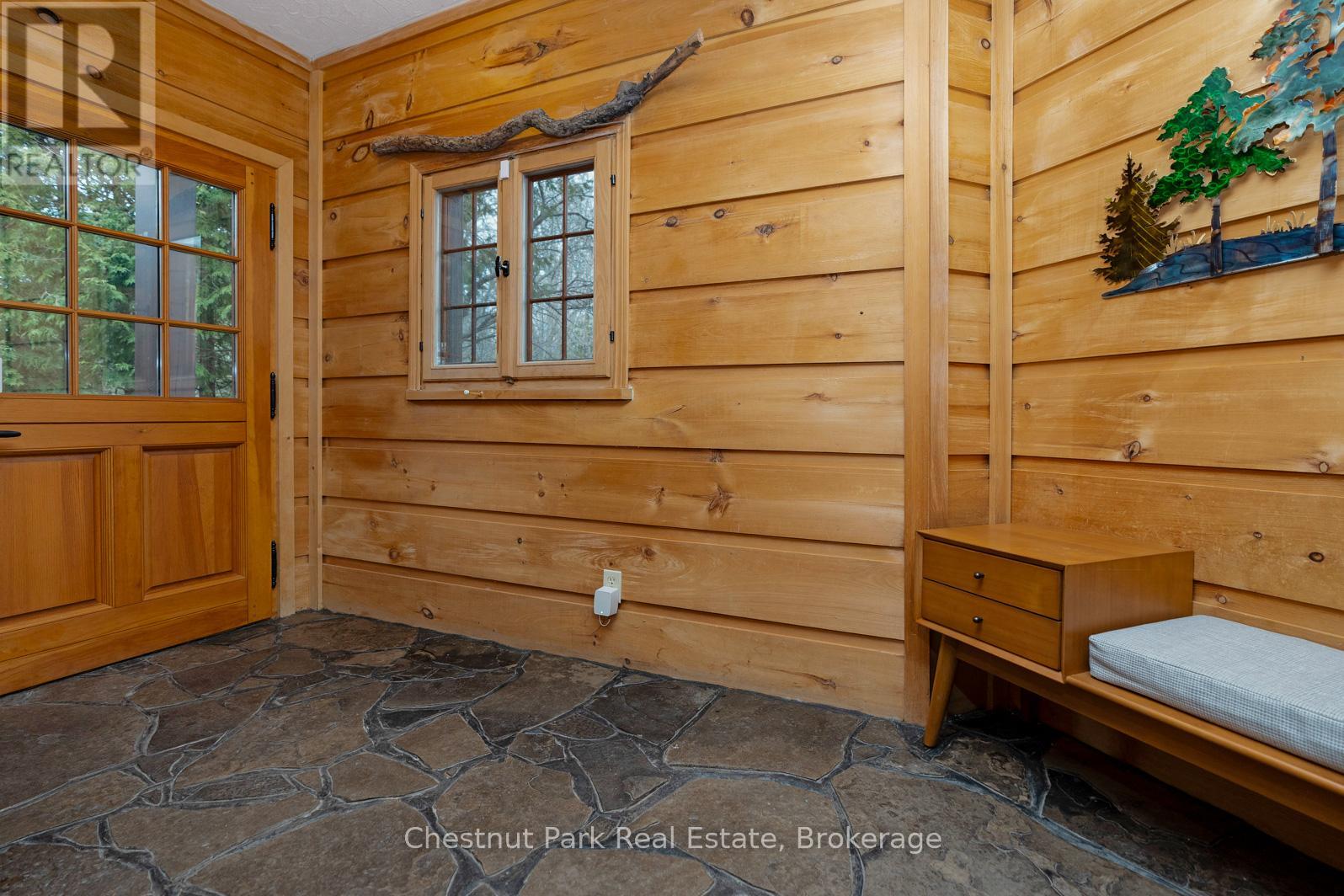 63 Slalom Gate Road, Collingwood, Ontario  L9Y 5B1 - Photo 16 - S12025632