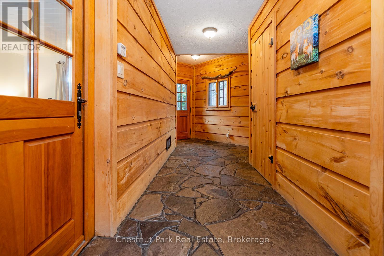 63 Slalom Gate Road, Collingwood, Ontario  L9Y 5B1 - Photo 17 - S12025632
