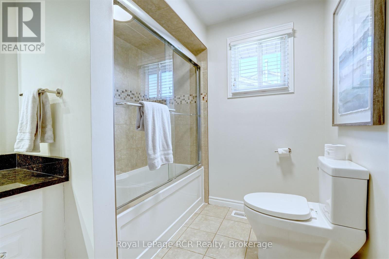 245 George Crescent, Lakeshore, Ontario  N0R 1A0 - Photo 27 - X12025717