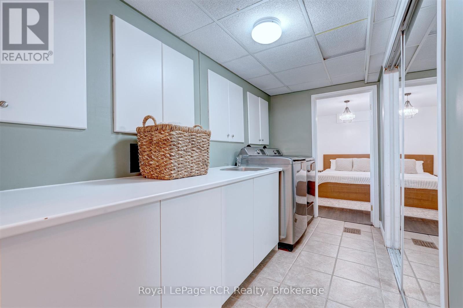 245 George Crescent, Lakeshore, Ontario  N0R 1A0 - Photo 39 - X12025717