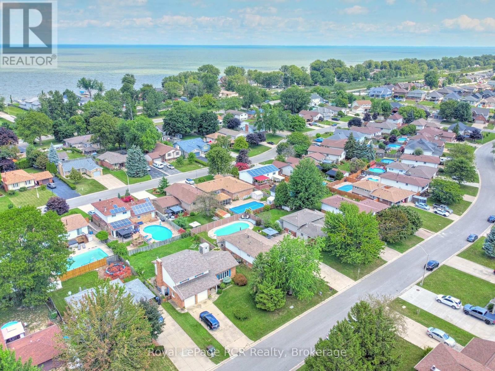 245 George Crescent, Lakeshore, Ontario  N0R 1A0 - Photo 47 - X12025717
